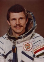 Farkas Bertalan dedikált fotója 1983-ból.