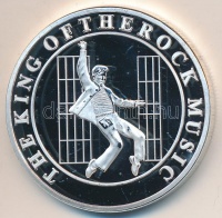 Amerikai Egyesült Államok DN 'Elvis Presley' ezüstözött emlékérem (40mm) T:PP
USA ND 'Elvis Presley' silver plated medallion (40mm) C:PP