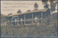 cca 1915-1916 Katonai fotólap, Villa Isonzo és lakói, feliratozva, 9x14 cm