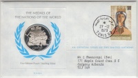 ENSZ 1979. 'A Világ nemzeteinek emlékérmei - Tunézia' Ag emlékérem (15g/0.925/32mm) megcímzett érmés borítékon elsőnapi bélyegzős bélyeggel, hátoldali tanúsítvánnyal, ismertetőkkel T:PP
United Nations 1979. 'The Medals of