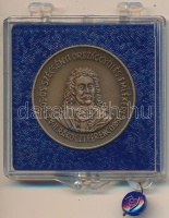 1980. 'Az 1705-ös szécsényi országgyűlés emlékére - II. Rákóczi Ferenc / Forgách-kastély - Kubinyi Ferenc Múzeum' Br emlékérem eredeti plombált ÁPV plasztiktokban (17g/32mm) T:1