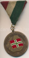 1999. 'Magyar Vitorlás Szövetség / Izsák Szabolcs Emlékverseny III. helyezett' zománcozott Br díjérem mellszalagon (40mm) T:2
