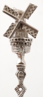 Antik ezüst (Ag.) díszkanál, szélmalommal és tánc jelenettel, jelzett (Belgium), nettó: 20 g, h:12 cm/ Antique silver decorative spoon