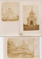 Pravoszláv kő- és fatemplomok. Fotóképeslapok feltehetőleg Lengyelországból. 1930-as évek. 3 db.