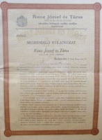 Kötvény. Kunz József és Társa csász. és kir. udvari szállítók nagy áruháza (Bp. V. kerület Deák Ferencz u. 10.) takarék kelengye kötvénye 1200 koronáról, 36 korona kezdőrészlettel, 155 havi 6 koronás részletfizetéssel.