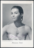 Marianne Koch (1931-) német színésznő  saját kezű aláírása egy őt ábrázoló fotólapon, 15x10cm/ Signature of  Marianne Koch (1931-) German actress