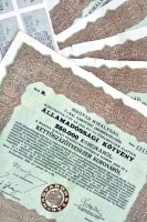 Budapest 1925. 'Magyar Királyság 5%-kal kamatozó Járadékkölcsön Államadóssági Kötvény' 250.000K-ról (9x) T:vegyes