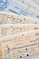 1904-1949. 6db vegyes magyar és külföldi váltó lyukasztással érvénytelnítve, több bélyegekkel, bélyegzésekkel, közte 'Rákosligeti Hitelszövetkezet' T:III