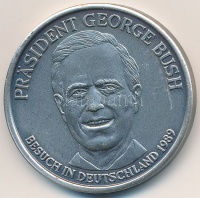 Németország ND 'A világtörténelem egyéniségei / George Bush - 1989 németországi látogatás' fém emlékérem sorszámozott tanúsítvánnyal (32mm) T:1-,2
Germany ND 'Persönlichkeiten der Weltgeschichte / George Bush - Besuch in
