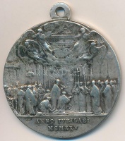 Vatikán 1925. 'Katolikus Misszió Kiállítás' ezüstözött fém emlékérem (26mm) T:2 kis ph.
Vatican 1925. 'ANNO IVBILAEI - EXPOSITIO MISSIONVM CATH IN VATICANIS EDIBVS' silver plated metal medallion (26mm) C:XF small edge error