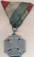 1916. 'Károly - Csapatkereszt' alumínium (!) kitüntetés nem saját mellszalaggal T:2
Hungary 1916. 'Karl Troop Cross' aluminium (!) decoration with not own ribbon C:XF