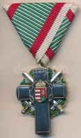 ~1990. 'Magyar Politikai Foglyok Szövetsége - A Hazáért 1944-1989' zománcozott fém kitüntetés mellszalaggal T:2 ragasztásnyom
