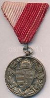 1929. 'Magyar Háborús Emlékérem kardokkal, sisakkal' másolat, nem hozzá való mellszalaggal T:2- ph.