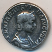 Római Birodalom DN 'Heliogabalus / Annia Faustina' fém fantáziaveret T:2-
Roman Empire ND 'Elagabalus / Annia Faustina' metal fantasy coin C:VF