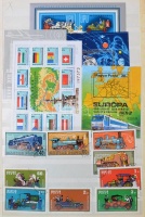 Magyar és külföldi bélyegek, borítékok, FDC-k 16 lapos Abria berakóban