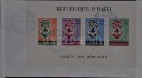 Főleg postatiszta ENSZ motívum (ENSZ, UNICEF, menekültek éve, malária stb.) gyűjteménymaradvány albumban, többnyire Hawidban, főleg tengerentúli anyag, közte pár ritkán látható bélyeg és FDC / Mostly mint never hinged United