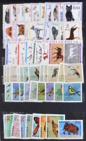 Főleg postatiszta külfüldi Állat motívum gyűjtemény, sorok, darabok az egész világból / Fauna, mostly mint never hinged sets and values from various countries (Mi EUR 2.200.-)
