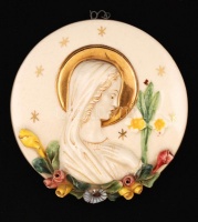 Bp jelzéssel Mária porcelán plakett, apró lepattanással, d:10cm