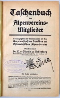 Taschenbuch der Alpenvereins Mitglieder. Wien, 1936. Nagyon sok adattal és hirdetéssel. Karton kötésben. / With many datas, in paper binding