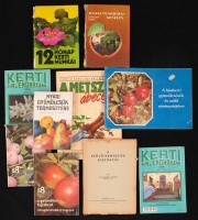 Vegyes kertészeti könyv tétel: Kosinsky Viktor: A szőlőtermesztés kiskönyve (Bp., 1948); 12 hónap kerti munkái (Bp., 1976); a 88 színes oldal a gyümölcsfajtákról (Bp., 1982) két füzete; 2 db Kerti kalendárium (2005 ill. 2006