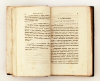 gróf Széchenyi István: Lovakrul. Pesten, 1828. Petrózai Trattner. (8)+IV+(1)+6-245+(1)p. Első kiadás! Széchenyi első nyomtatásban megjelent műve!  Ebben foglalja össze a lótenyésztés színvonalának emelésével kapcsolatos