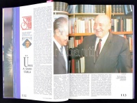 Sport '89. Bp., 1990, Magyar Olimpiai Bizottság. Kiadói modern keménykötésben. Számos egészoldalas fotóval.