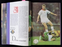 Sport '89. Bp., 1990, Magyar Olimpiai Bizottság. Kiadói modern keménykötésben. Számos egészoldalas fotóval.