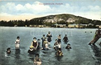 Balatonboglár, fürdőzők