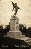 Csépa, Hősök szobra, photo (fa)