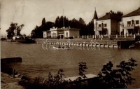 Siófok, Kikötő  a Sión, Astoria és Palace szállodák, Kelén gőzös (fa)