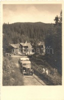 1937 Hohe Rinne, Szebenjuharos; Turistaház autóbusszal / Kurhaus, Casa de Cura. Foto E. Fischer