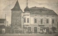 Nagyszalonta, Salonta; Arany udvar, Csonka torony, Wessely és Bíró kereskedései / Arany museum, shops 'vissza' So. Stpl