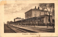 Érsekújvár, Nové Zámky; vasútállomás, Takács János papírkereskedő kiadása / railway station (Rb)