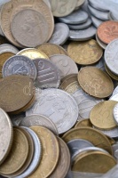 200db-os vegyes külföldi fémpénz tétel T:vegyes
200pcs of various metal coins C:mixed