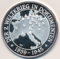 Németország DN 'A Második Világháború Dokumentumokban / Ernst Udet' Ag emlékérem (19,88g/0.999/40mm) T:PP ujjlenyomat
Germany ND 'Der 2. Weltkrieg in Dokumenten / Generaloberst Ernst Udet' Ag medallion (19,88g/0.999/40mm) C:PP fingerprint
