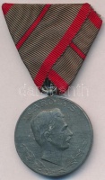 1918. 'Sebesültek Érme' cink kitüntetés mellszalaggal. Szign.: R. Placht T:2
Hungary 1918. 'Wound Medal' zinc decoration with ribbon. Sign.: R. Placht C:XF
NMK 329.