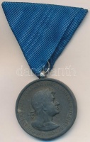 1940. 'Erdélyi részek felszabadulásának emlékére' cink emlékérem mellszalaggal. Szign.:BERÁN T:2 
Hungary 1940. 'Commemorative Medal for the Liberation of Transylvania' zinc medal with original ribbon. Sign.:BERÁN L. C:XF