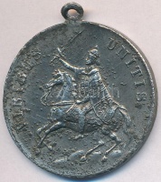 1867. 'Ferenc József koronázására' ón koronázási érem. 'VIRIBUS UNITIS / KORONÁZÁSI EMLÉK BUDÁN' (33mm) T:3 fül hajlott