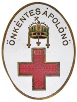 ~1930-1940. 'Önkéntes ápolónő' zománcozott fém jelvény 'DARIDA P. BP BÉRKOCSIS U.29.' gyártói jelzéssel (49,5x38mm) T:2 kis zománchiány
Hungary ~1930-1940. 'Voluntary nurse' enamelled metal badge with maker's mark 'DARIDA P. BP