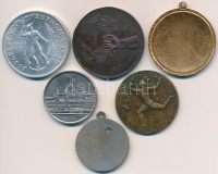 6db-os vegyes magyar és külföldi érem, emlékérem, díjérem tétel, közte Iván István (1905-1968) 1948. június 11. 'Magyar Állami Pénzverő - Budapesti Nemzetközi Vásár' Al emlékérem (32mm), ~1920. 'Budapesti Egyetemi Athletikai