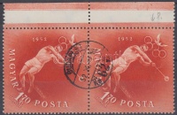 1952 Olimpia 1,70Ft ívszéli pár, benne 'A betű szárán folt' tévnyomat