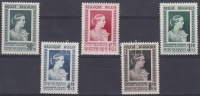 1951 Erzsébet királynő Alapítvány sor Mi 909-913