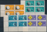 1965 4 klf űrkutatás bélyeg négyes tömbökben Mi 1026, 1028-1030