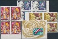 1969 Űrhajózás napja sor ívszéli 4-es tömbökben Mi 3605-3607 + blokk 55