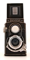 Meopta Flexaret IV.a 6x6 cm/24x36 mm kamera Belar 1:3,5/80 mm objektívvel, Prontor-SVS zárral, jó állapotban, bőrtokkal / Vintage camera