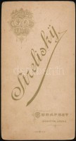 cca 1880 Blaha Lujza (1850-1926) egyik szerepében, keményhátú fotó, Strelisky műterméből  21x11 cm.
