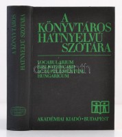 A könyvtáros hatnyelvű szótára. Szerk: Anthony Tompson, Pipics Zoltán. Budapest, 1972, Akadémiai Kiadó. Kiadói egészvászon kötés, angol, francia, német, spanyol, orosz, magyar nyelven, volt könyvtári példány. Jó állapotban.