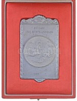 1965. 'BM. KARH. ORSZ. SPORTBAJNOKSÁGA (Belügyminisztériumi Karhatalom Országos Sportbajnoksága)' fém díjérem eredeti tokba rögzítve (50x87,5mm) T:2