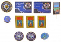 11db-os vegyes külföldi, nagyrészt traplövészet (agyaggalamb lövészet) tematikájú jelvény és kitűző tétel T:2
11pcs of various, mainly Olympic trap shooting themed  badges and pins C:XF