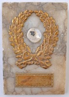 16db-os vegyes sport díjérem és emlékérem tétel, közte ~1940. 'Weiss Manfred Vállalatok Testedző Köre' Br díjérem, mellszalaggal. Szign.: FONYÓ (30mm), DN 'E L G (Evangélikus Gimnázium)' zománcozott fém jelvény, zománchibával,
